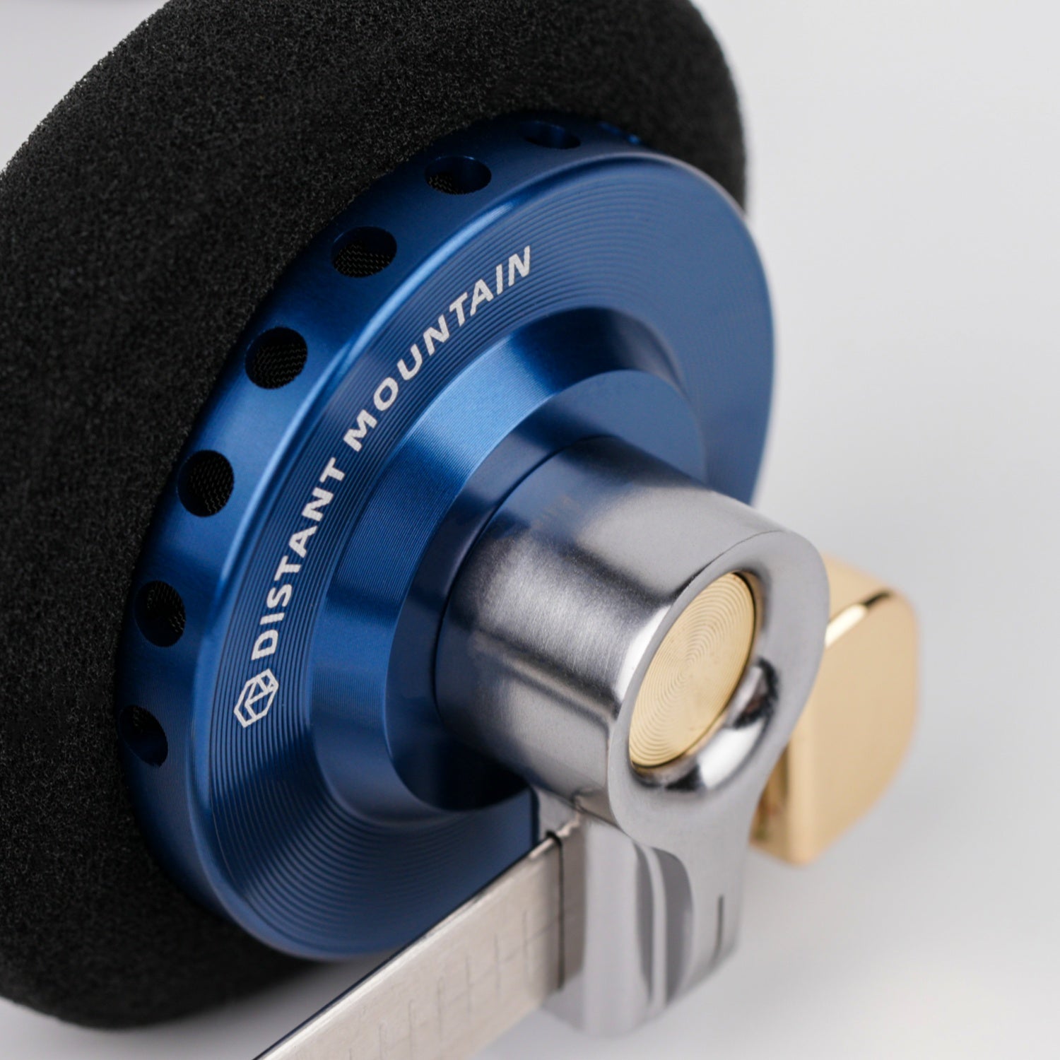 ROSESELSA Distant Mountain 10th Anniversary Edition On Ear Wired Headphones OOTD Vintage Headset Celebrity Earphones HIFI Fashion Outfits for Retro Street Snap Live Camera MMCX 3.5mm