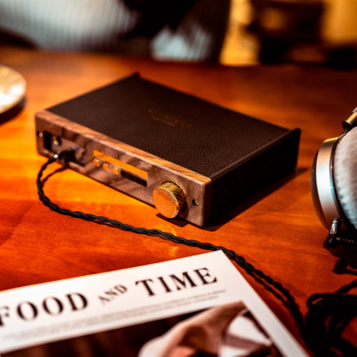 ROSESELSA RT-5000 Integrated Headphone Amplifier and Decoder High-End Dual ESS9038Pro Chips