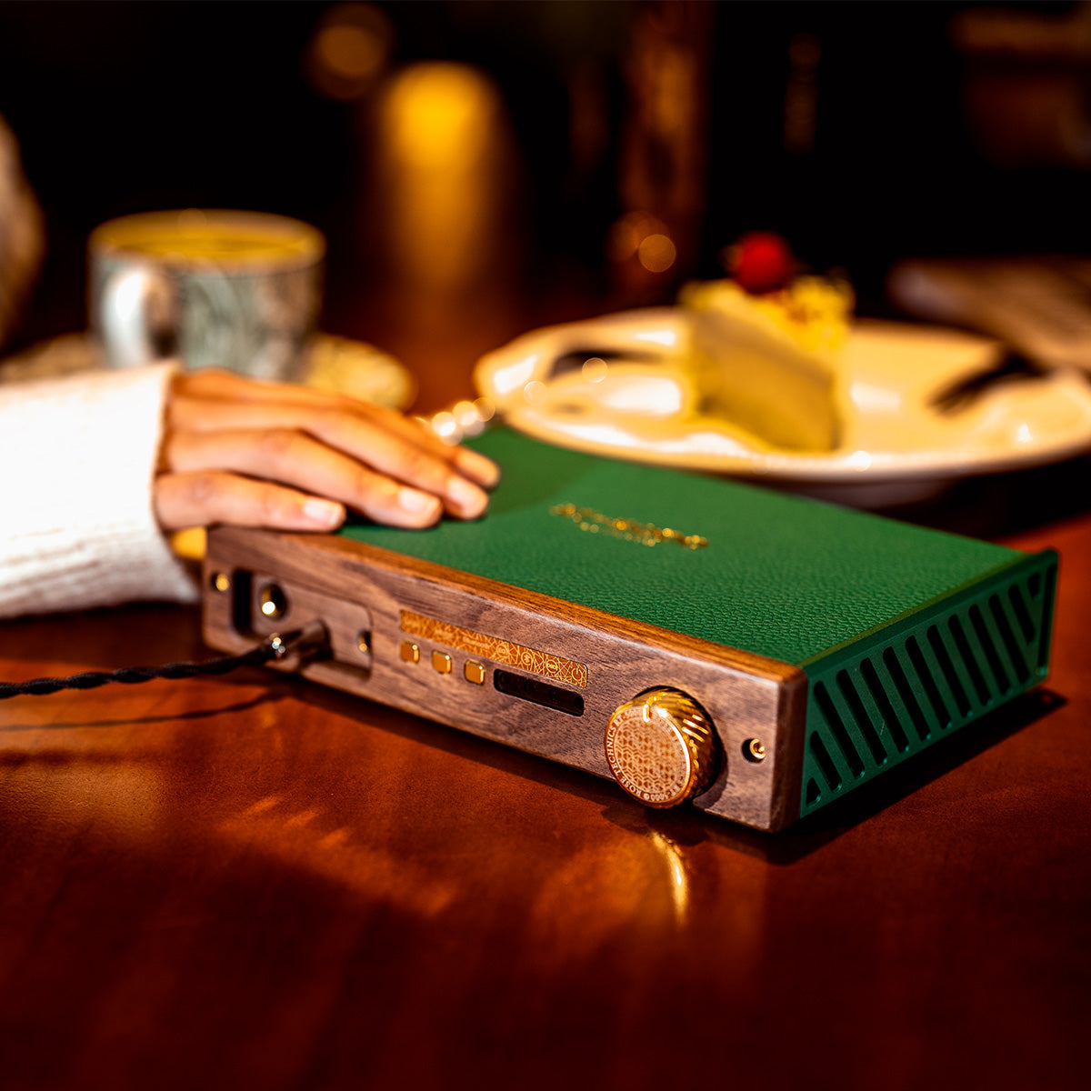 ROSESELSA RT-5000 Integrated Headphone Amplifier and Decoder High-End Dual ESS9038Pro Chips