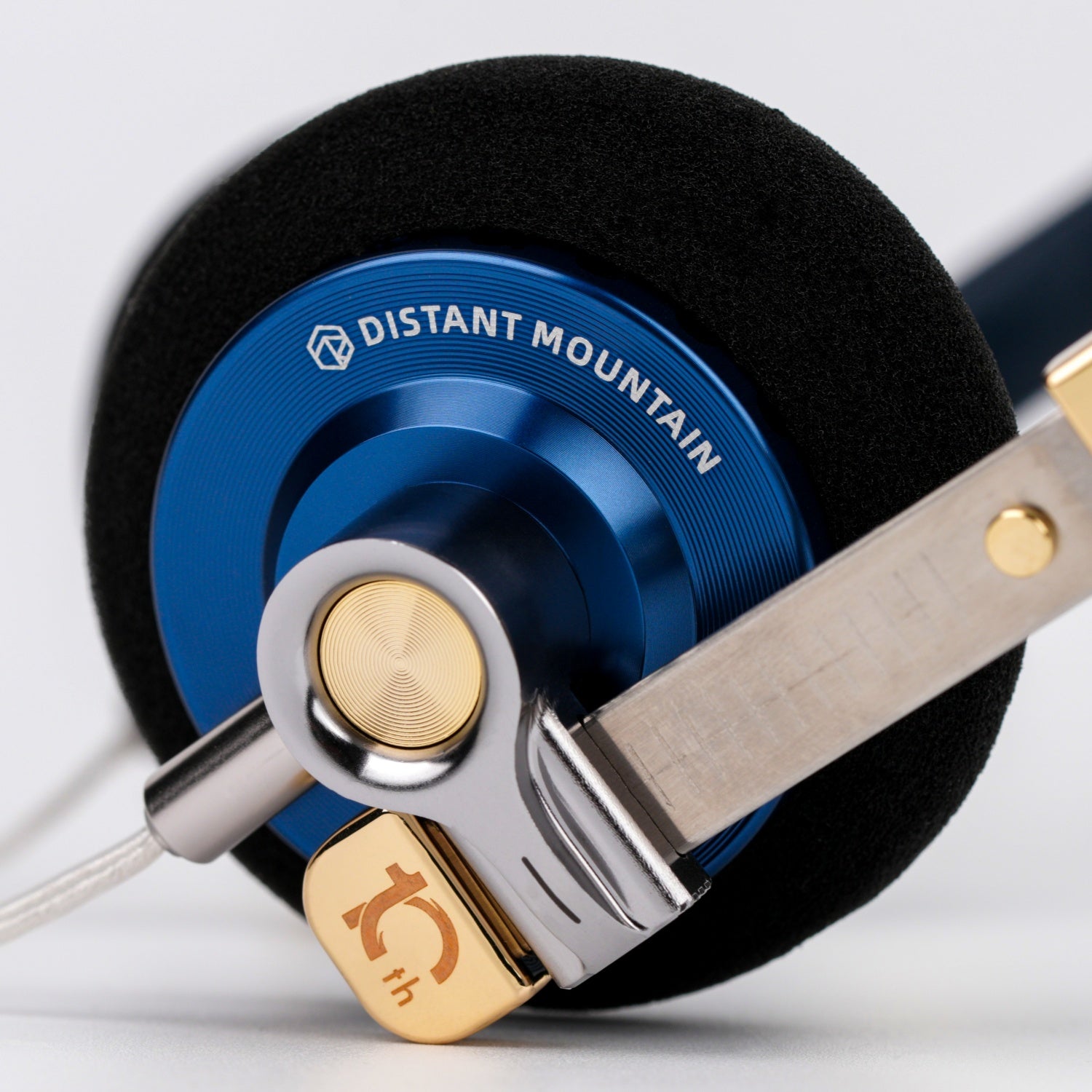 Distant Mountain 10th Anniversary | On Ear Headphones - ROSESELSA